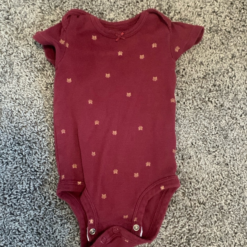 Carter’s Burgundy Butterfly Onesie Size 6m EUC